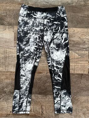 NWOT Kyodan Cropped Activewear Leggings Workout Running Yoga XS Black White